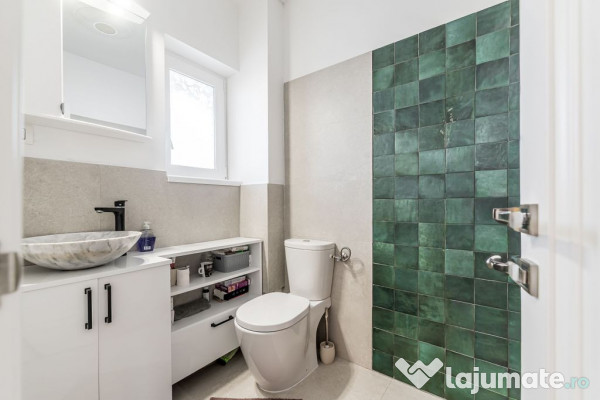 Doua case de vanzare la pret de una in Vladimirescu carti... 