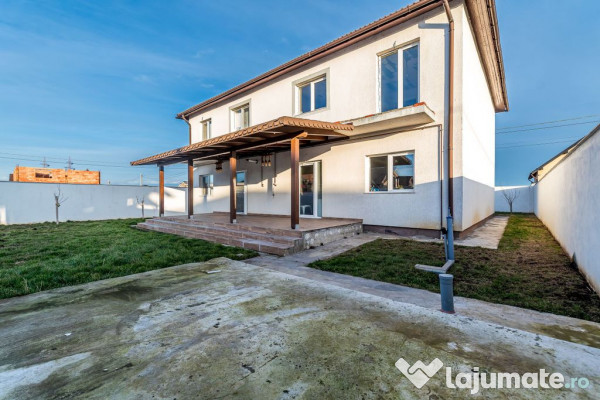 Doua case de vanzare la pret de una in Vladimirescu carti... 