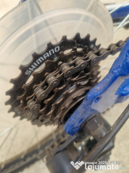 Bicicleta XFACT culoare albastru. 