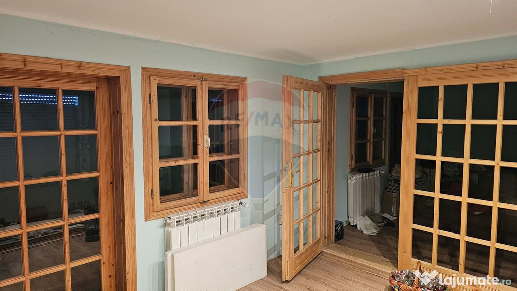 Casă / Vilă cu 6 camere, Gura Humorului, Suceava