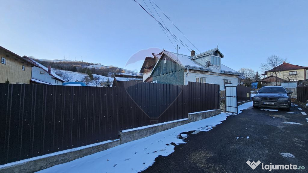 Casă / Vilă cu 6 camere, Gura Humorului, Suceava