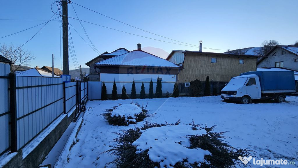 Casă / Vilă cu 6 camere, Gura Humorului, Suceava