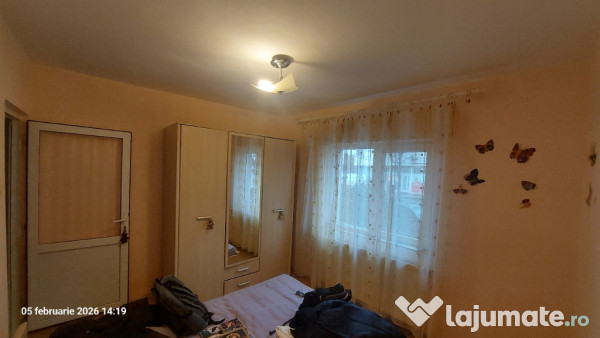 Apartament 2 camere Semidecomandat Str. Vasile Milea 2 