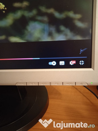 Monitor Samsung - 720N 