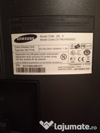 Monitor Samsung - 720N 