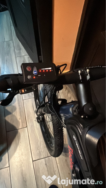 Bicicletă electrică 